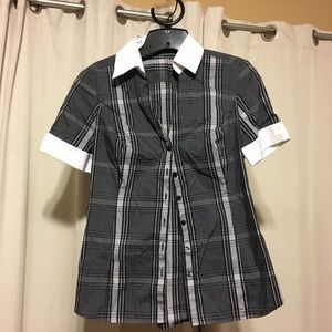 Express short sleeve button up